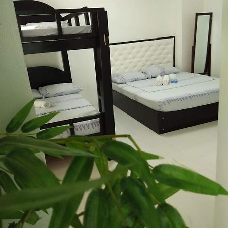 N&J Lopez Lodging House Pasay Kamer foto