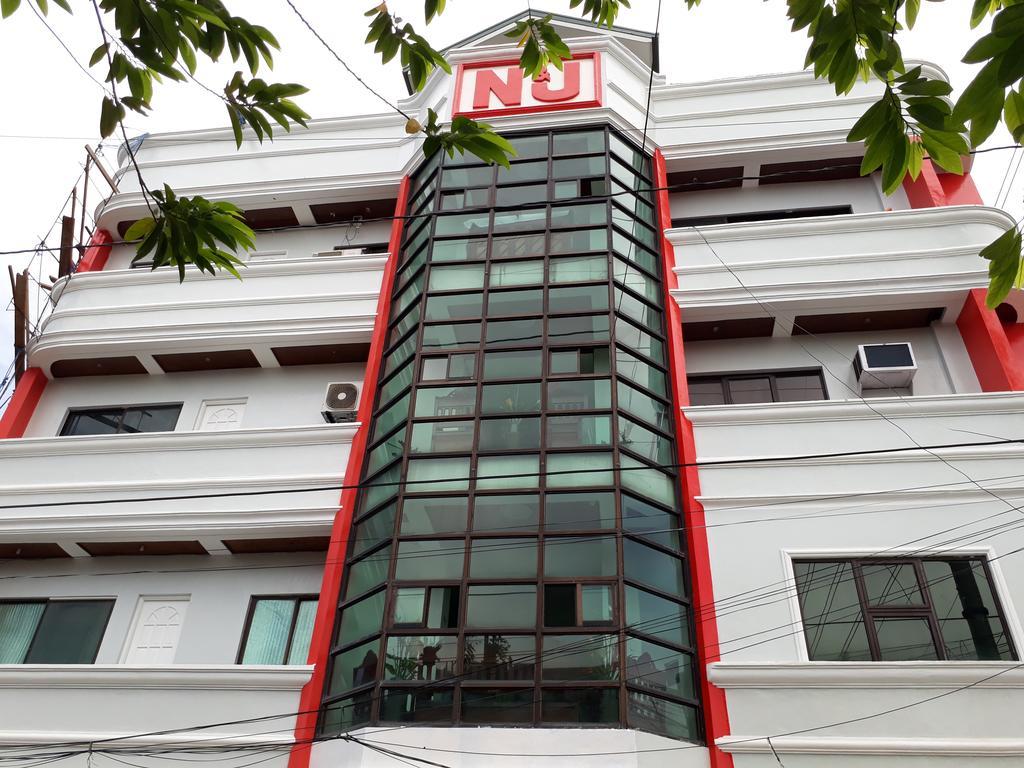 N&J Lopez Lodging House Pasay Buitenkant foto